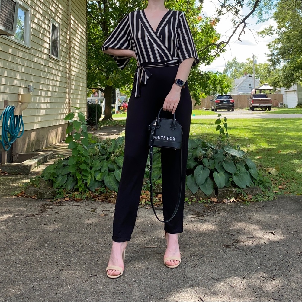 V-neck casual jumpsuit